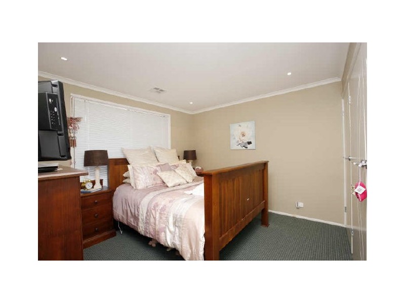 54 Maharatta Circuit, Isabella Plains ACT 2905