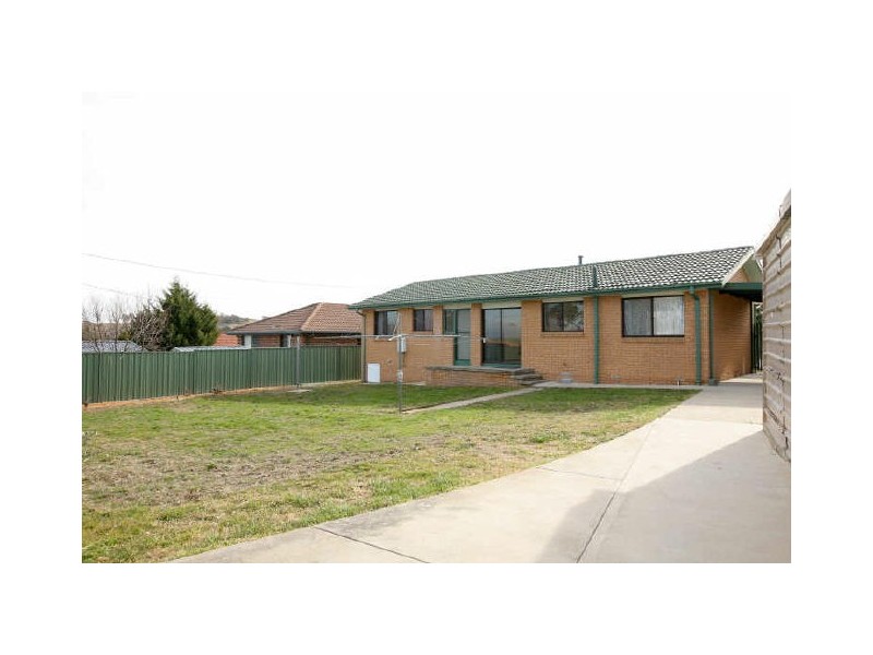 37 Rose Scott Circuit, Chisholm ACT 2905