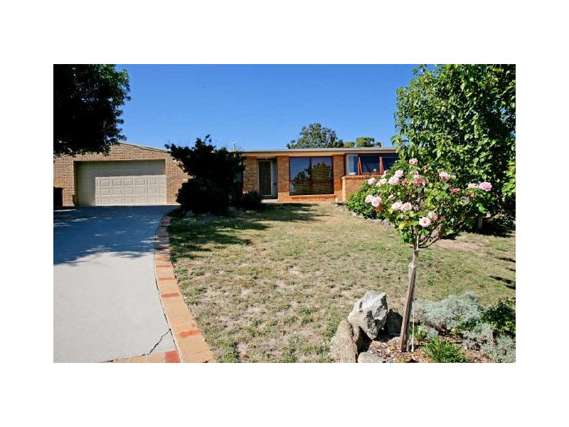 5 Stead Place, Banks ACT 2906