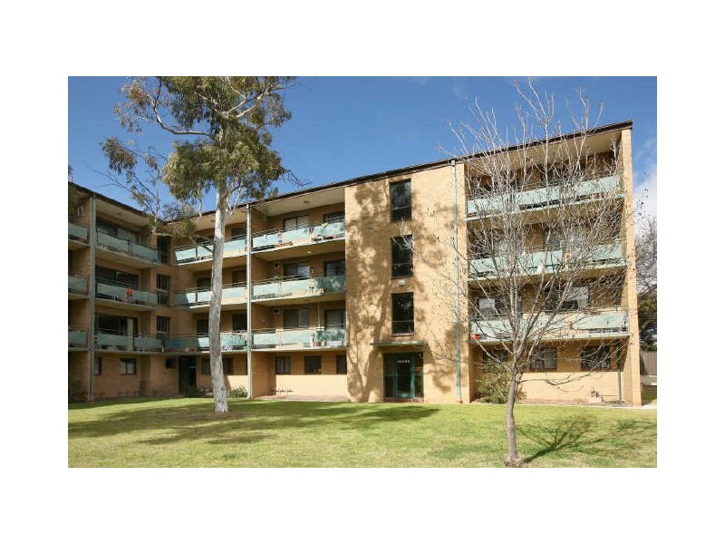 17/12 King Street, Queanbeyan NSW 2620