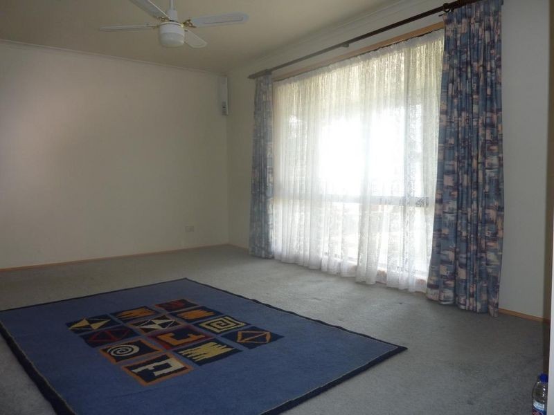 1 Tytherleigh Street, Wanniassa ACT 2903