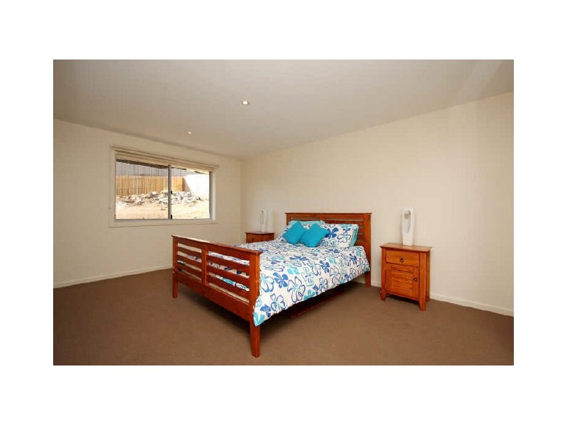 20 Woodhill Link, Jerrabomberra NSW 2619