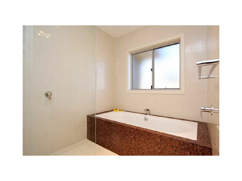 20 Woodhill Link, Jerrabomberra NSW 2619