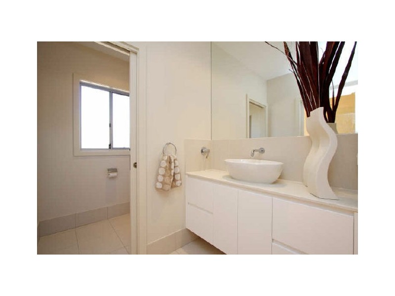 20 Woodhill Link, Jerrabomberra NSW 2619