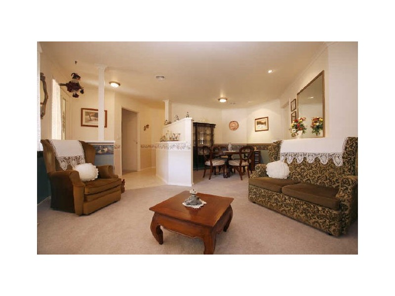 30 Clare Dennis Avenue, Gordon ACT 2906