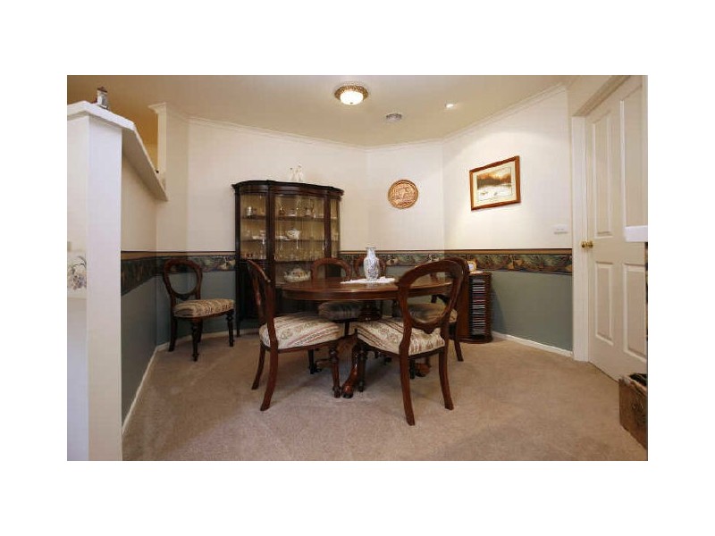 30 Clare Dennis Avenue, Gordon ACT 2906