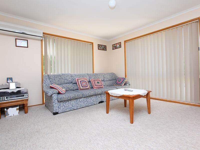 16 Maddock Place, Gordon ACT 2906