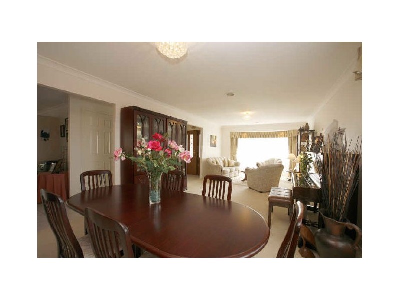 86 Charterisville Avenue, Conder ACT 2906