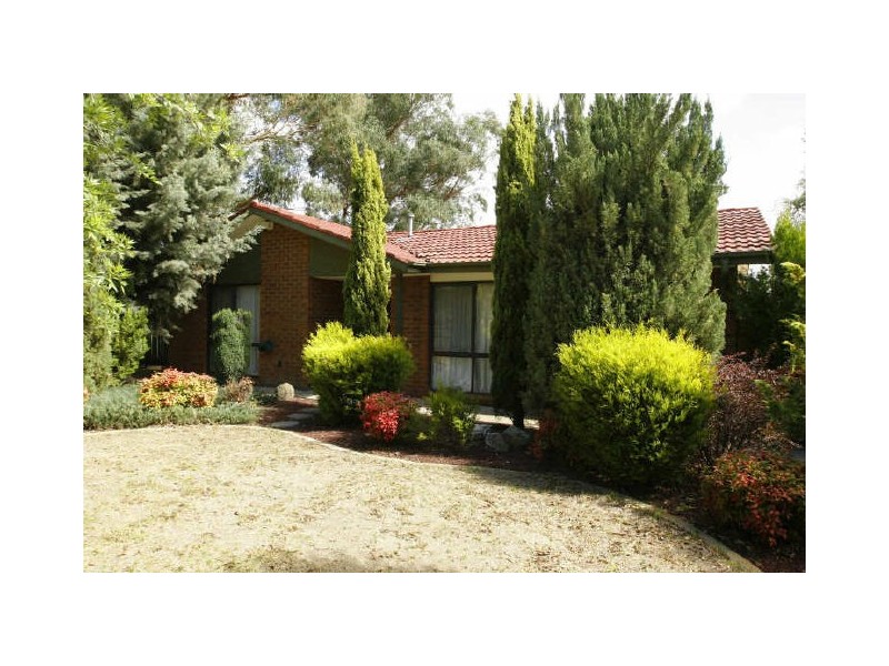 32 Abercorn Crescent, Isabella Plains ACT 2905