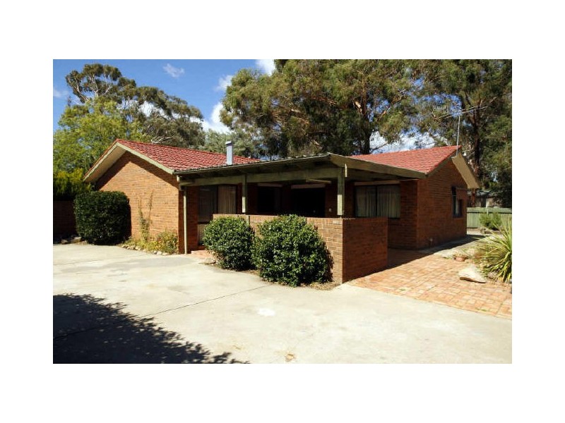 32 Abercorn Crescent, Isabella Plains ACT 2905