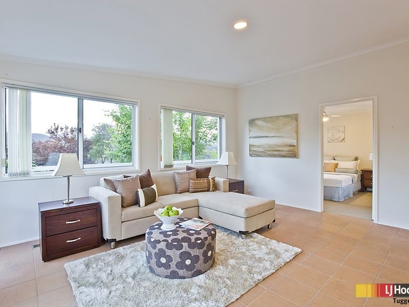 10 Ebsworth Close, Macarthur ACT 2904