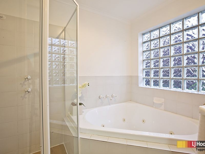 10 Ebsworth Close, Macarthur ACT 2904