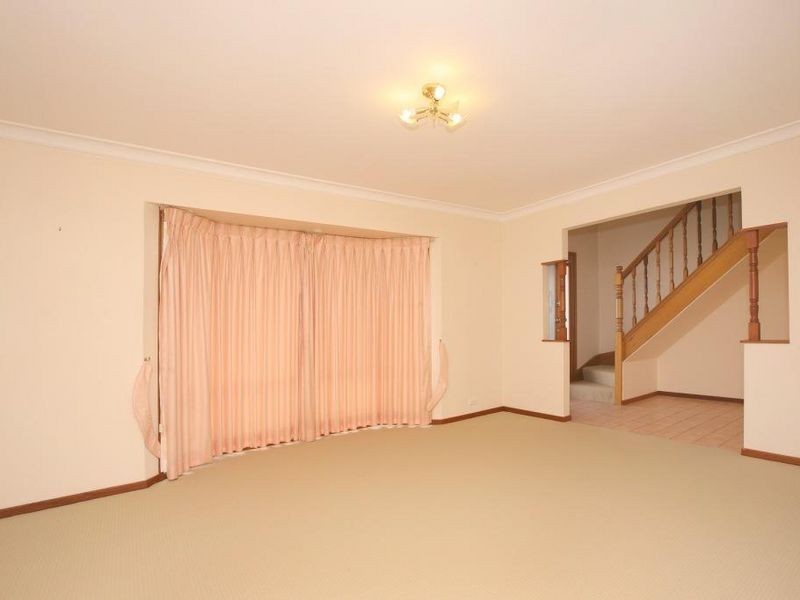 7 Hazlitt Glade, Gordon ACT 2906