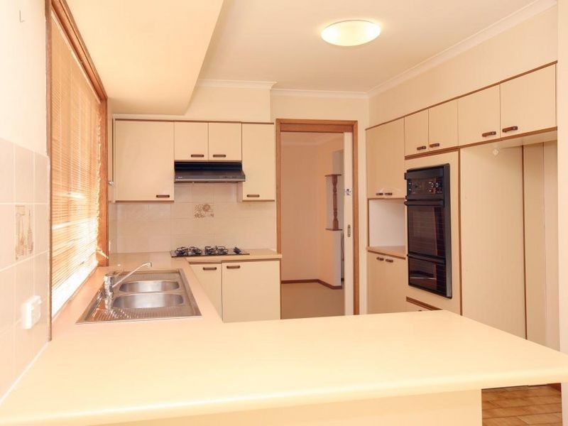 7 Hazlitt Glade, Gordon ACT 2906