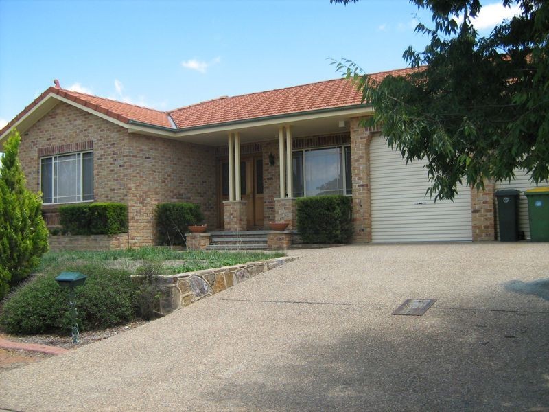 1 Cradle Close, Palmerston ACT 2913