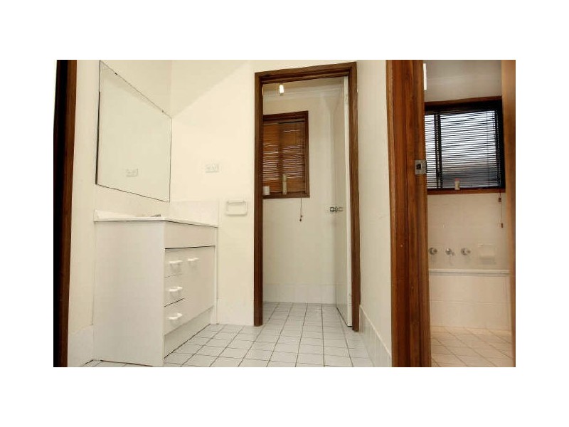 12 Doerner Place, Gordon ACT 2906