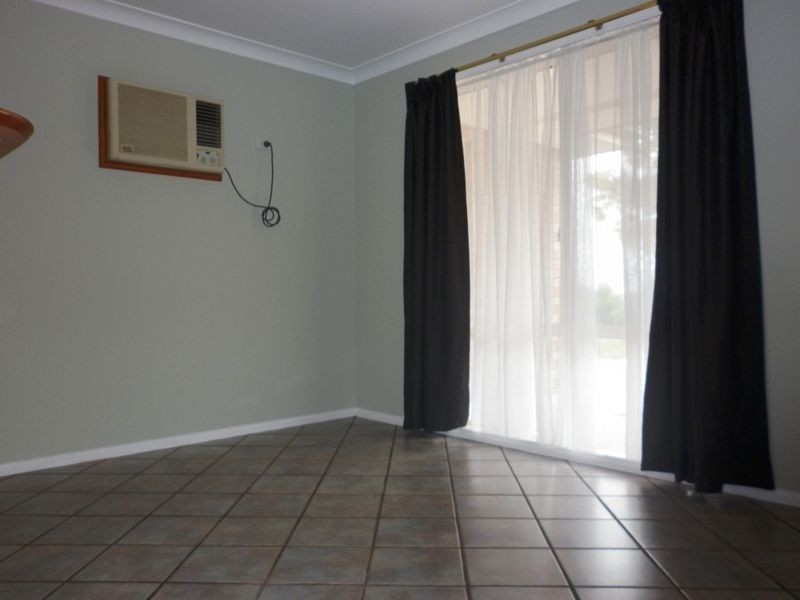 32A Bellchambers Crescent, Banks ACT 2906