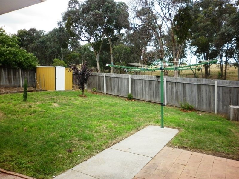 32A Bellchambers Crescent, Banks ACT 2906