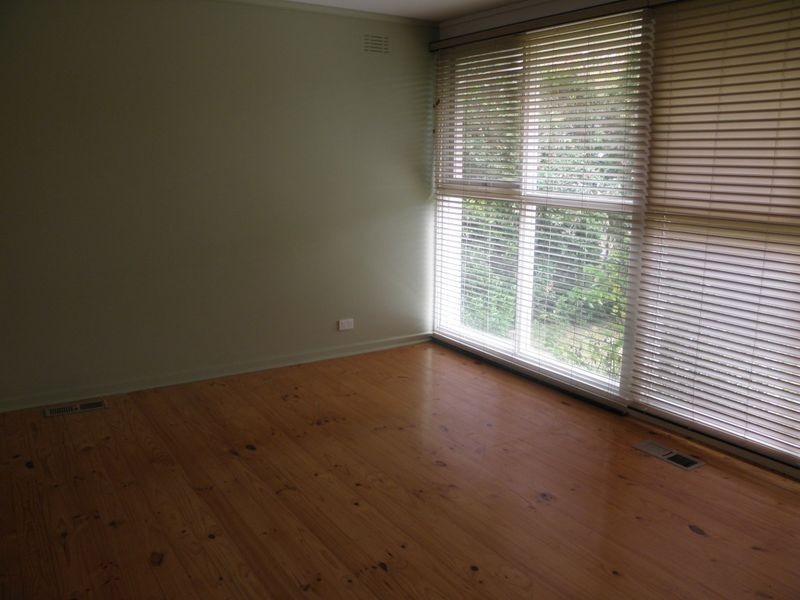 18 Goble Street, Hughes ACT 2605