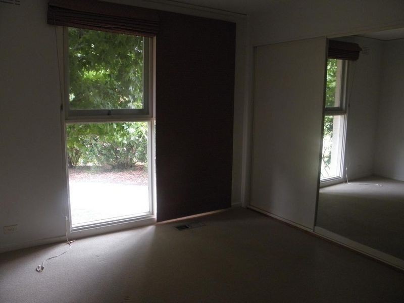 18 Goble Street, Hughes ACT 2605