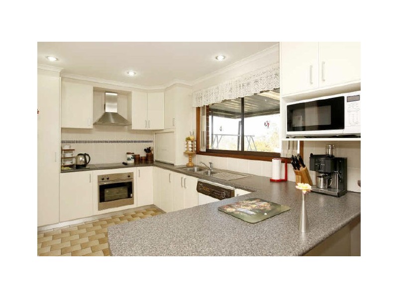 3 Clare Place, Fadden ACT 2904