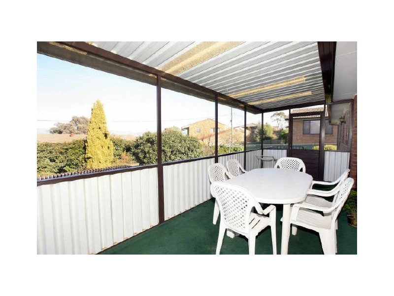 3 Clare Place, Fadden ACT 2904