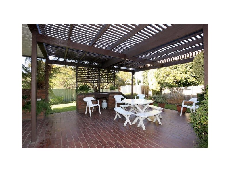 3 Clare Place, Fadden ACT 2904