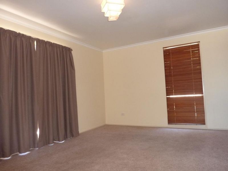 57 Smeaton Circuit, Banks ACT 2906