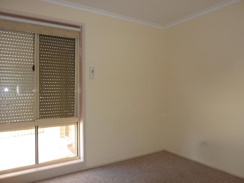 57 Smeaton Circuit, Banks ACT 2906