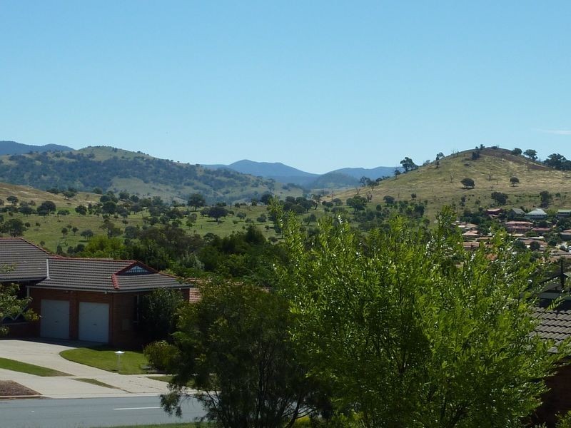 57 Smeaton Circuit, Banks ACT 2906