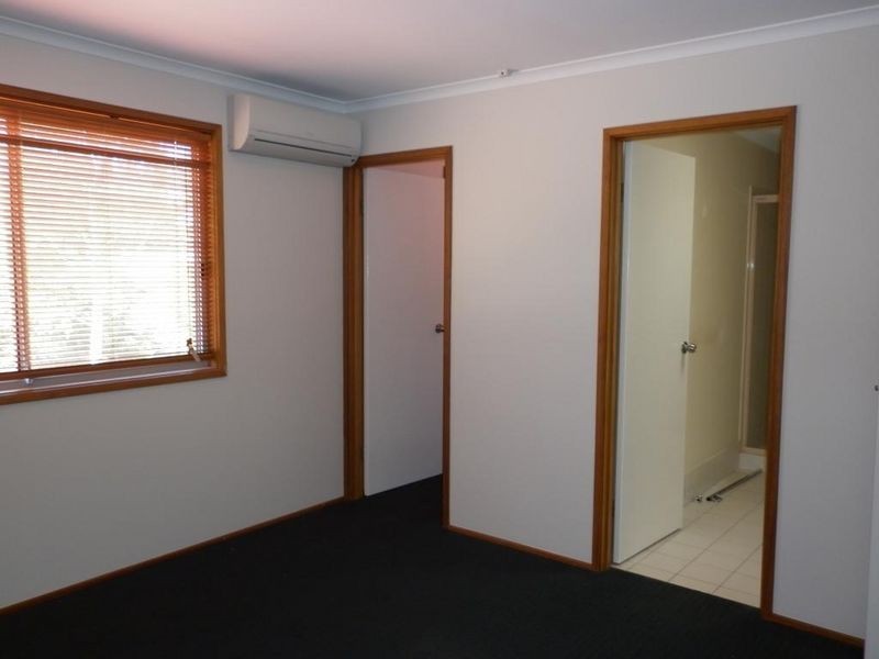 5 Dods Place, Greenway ACT 2900