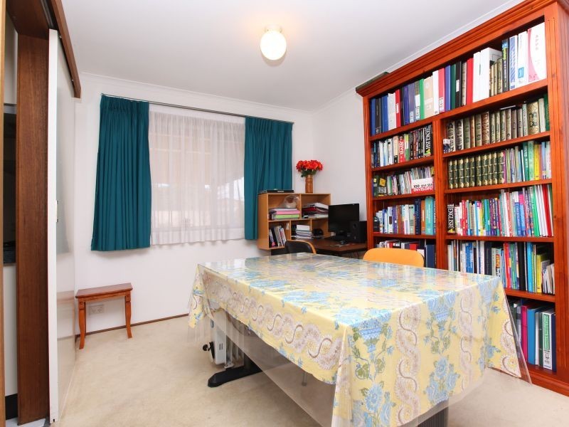 13 Benjee Place, Isabella Plains ACT 2905