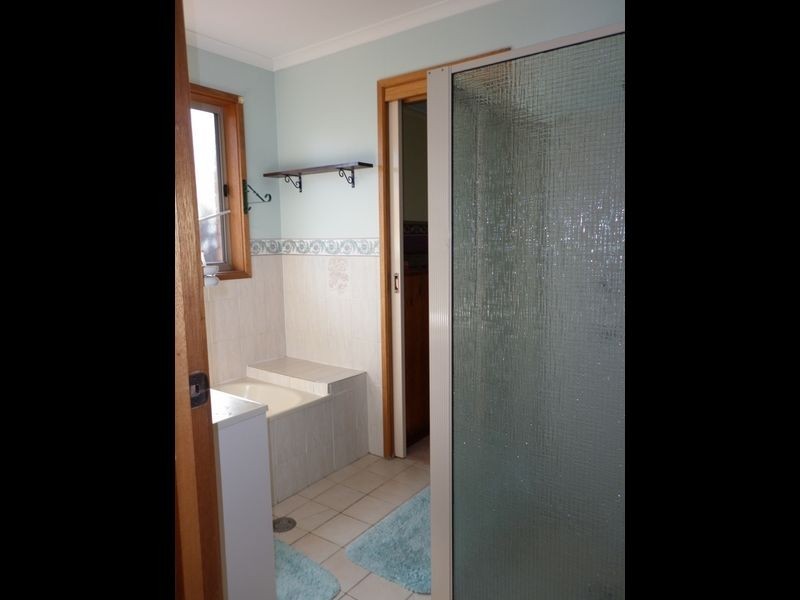 49 Clare Dennis Avenue, Gordon ACT 2906
