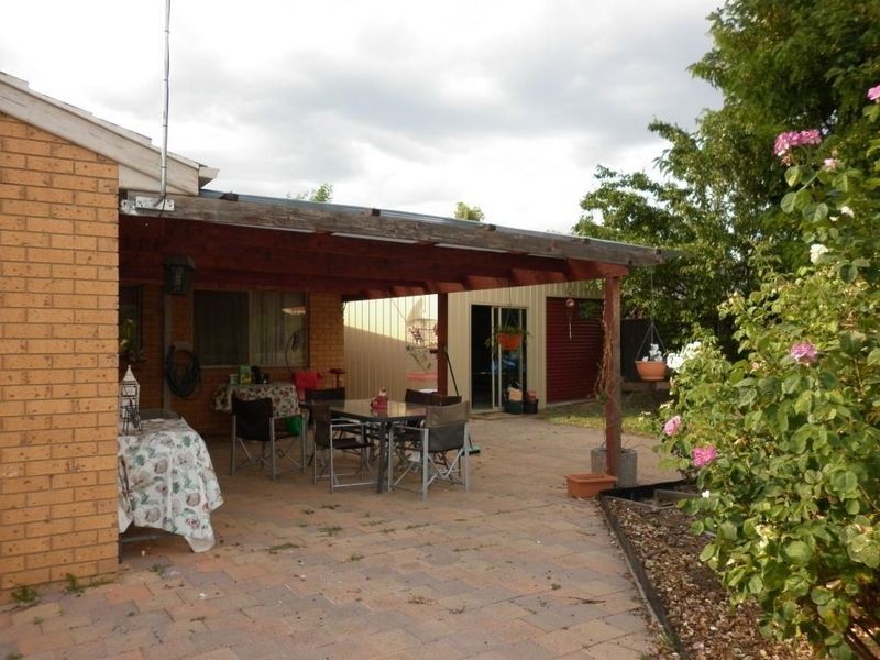 49 Clare Dennis Avenue, Gordon ACT 2906