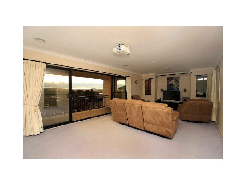 19 Wangara Crescent, Queanbeyan NSW 2620