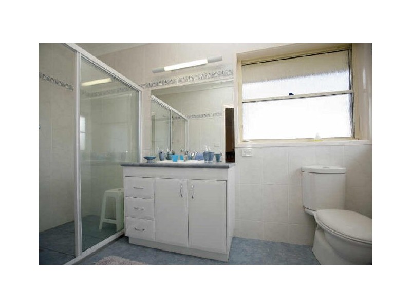 4 Hickory Place, Jerrabomberra NSW 2619