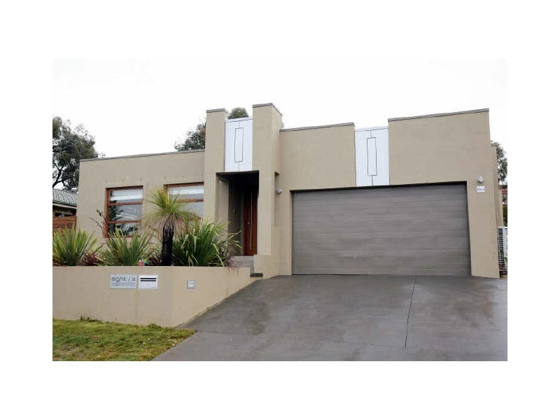 8A Nugent Close, Jerrabomberra NSW 2619