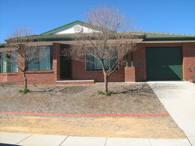 87 James Smith Circuit, Conder ACT 2906