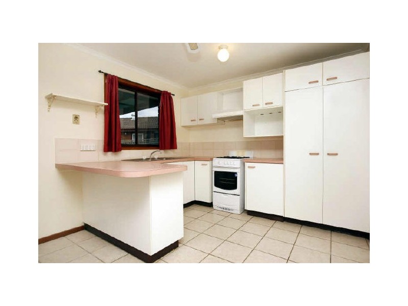 16 Beazley Crescent, Calwell ACT 2905