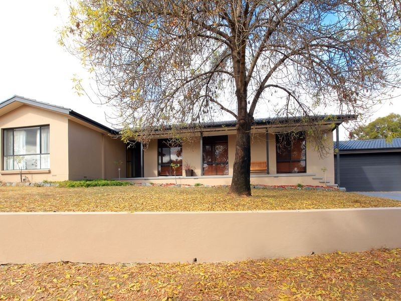 23 Sturdee Crescent, Monash ACT 2904