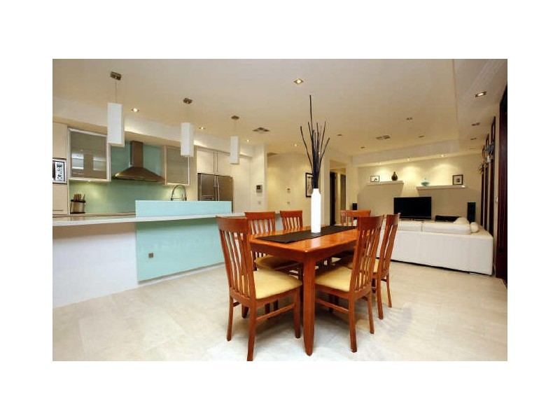 8B Nugent Close, Jerrabomberra NSW 2619