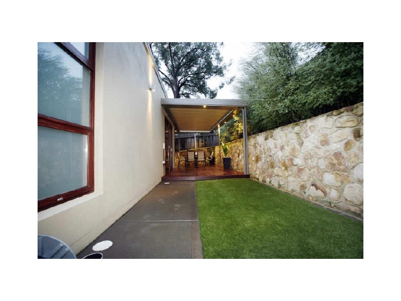 8B Nugent Close, Jerrabomberra NSW 2619