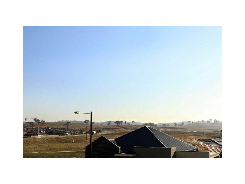 4 Santospirito Street, Forde ACT 2914