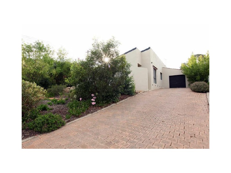 4 Hinckley Place, Kambah ACT 2902