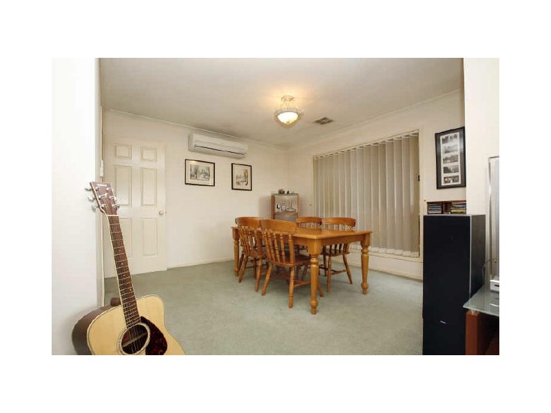 9 Pepper Place, Jerrabomberra NSW 2619