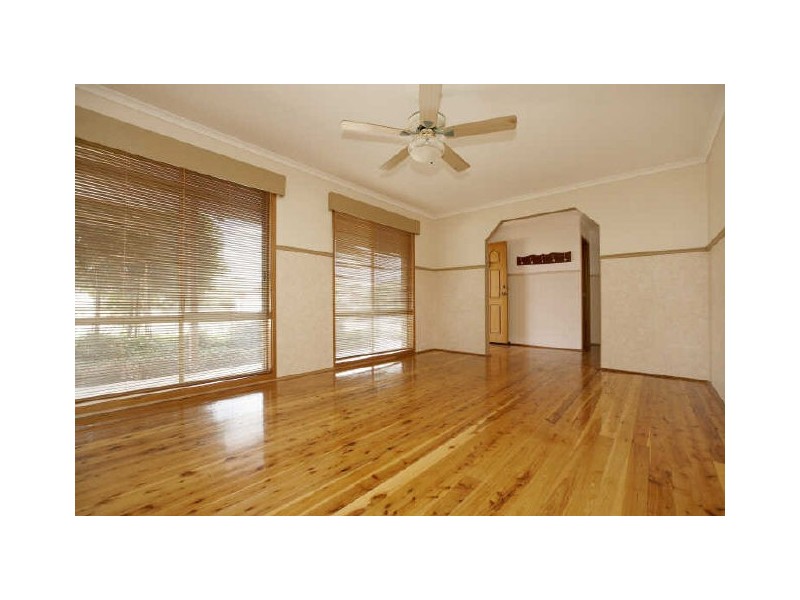 21 Preddey Way, Gordon ACT 2906