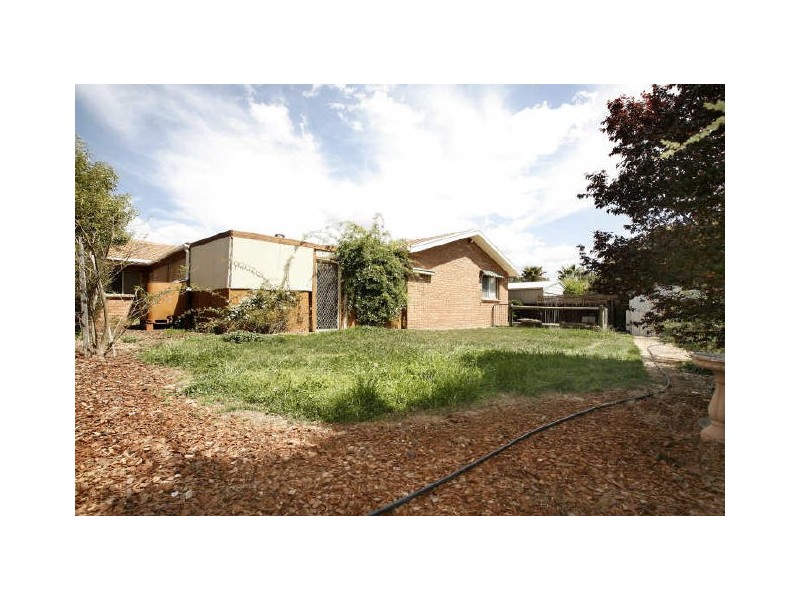 21 Preddey Way, Gordon ACT 2906