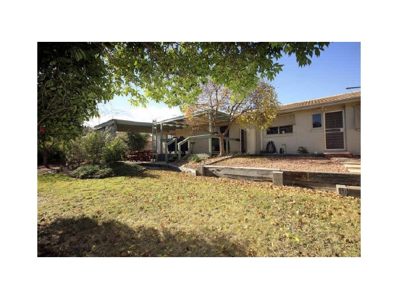 1 Montefiore Crescent, Conder ACT 2906