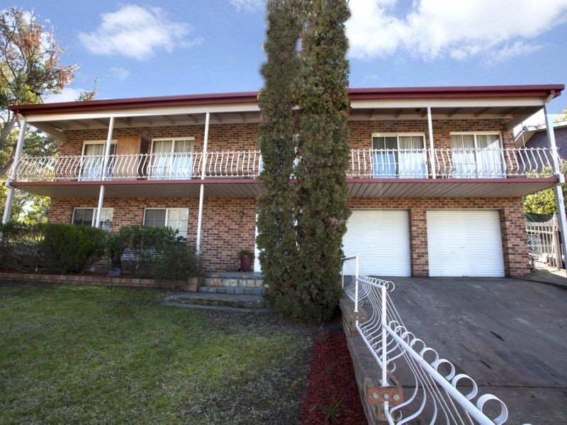 27 Graham Place, Queanbeyan NSW 2620