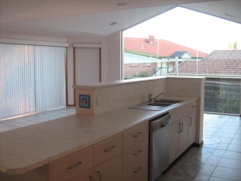 24 Wootton Crescent, Gordon ACT 2906